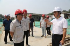 <b>運城建工董事長(cháng)王哲波深入在建項目調研</b>
