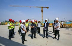 <b>華兆控股董事長(cháng)牛正澤深入運城建工項目一線(xiàn)調研</b>